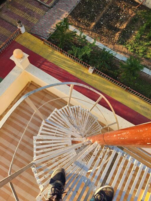 Farmhouse Close To Nature - Kesari Farm Gandhinagar Bagian luar foto
