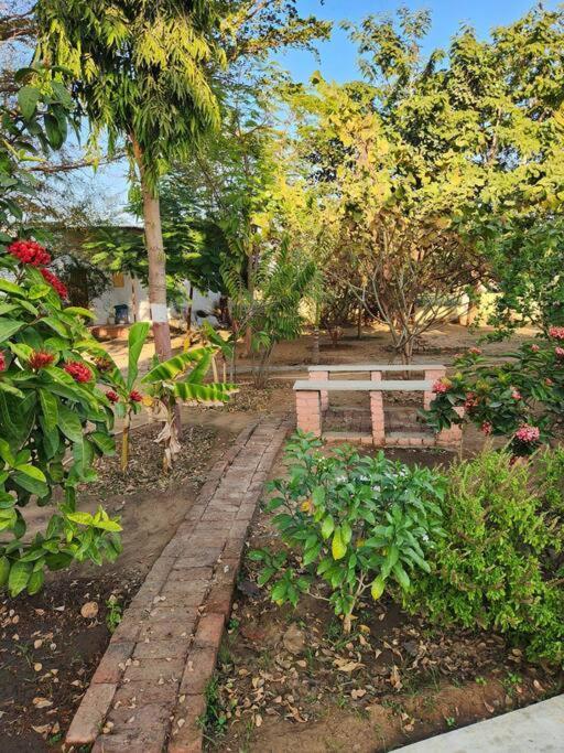 Farmhouse Close To Nature - Kesari Farm Gandhinagar Bagian luar foto